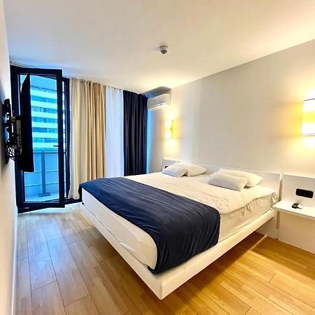 Orbi City Suite With Sea View 巴统 外观 照片