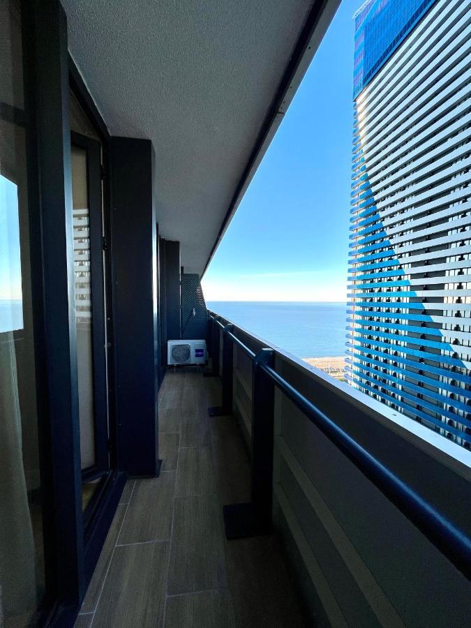 Orbi City Suite With Sea View 巴统 外观 照片