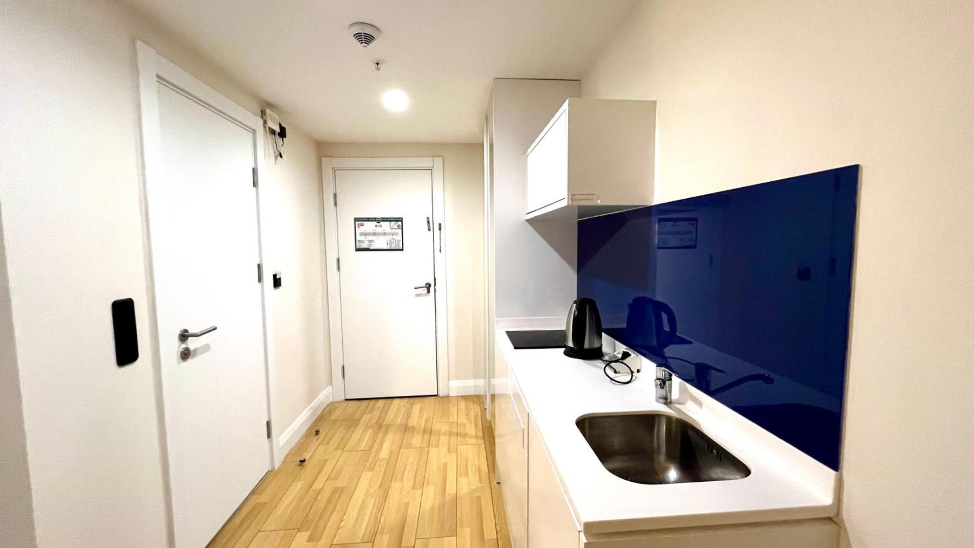 Orbi City Suite With Sea View 巴统 外观 照片